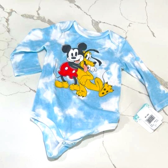 12 month Disney onsie NWT - Picture 1 of 1